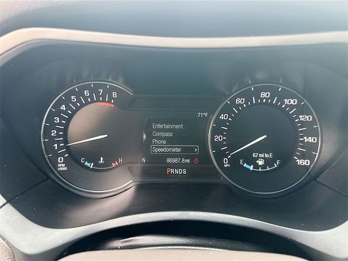 Used 2019 Lincoln MKZ Premiere image 13