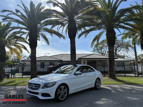Used 2017 Mercedes-Benz C 300 Sedan image 7