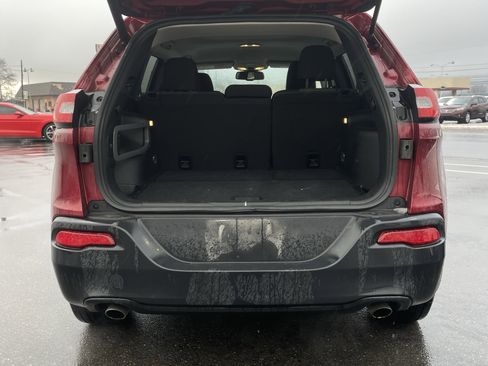 Used 2014 Jeep Cherokee Latitude w/ Comfort/Convenience Group image 5