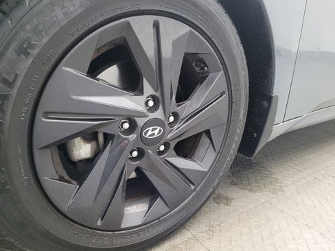 Used 2021 Hyundai Elantra SEL w/ Cargo Package image 31