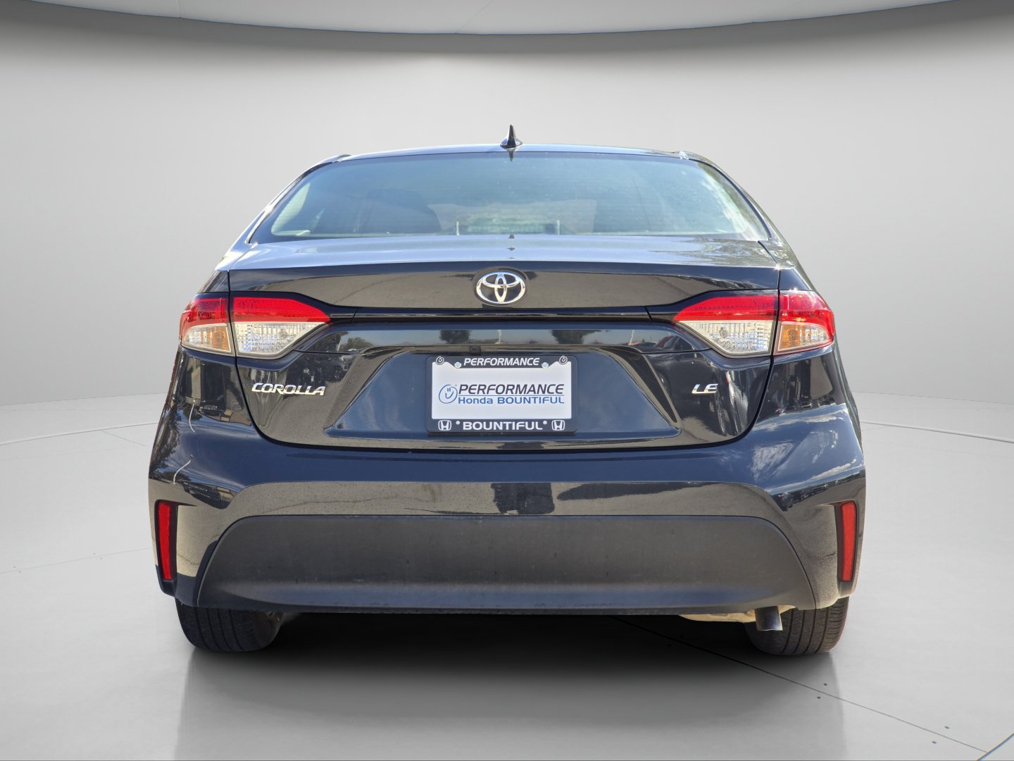 Used 2025 Toyota Corolla LE FWD image 21