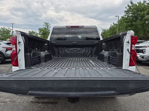 Used 2024 Chevrolet Silverado 1500 LT AWD/4WD image 30
