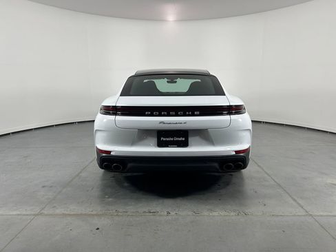 Certified 2024 Porsche Panamera 4 AWD/4WD image 6