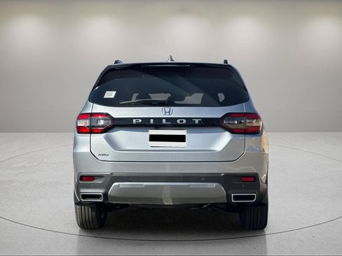 New 2026 Honda Pilot EX-L image 4