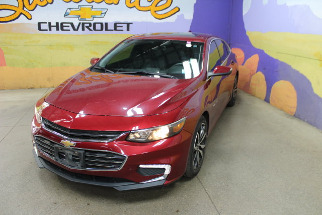 Used 2017 Chevrolet Malibu LT w/ True North Edition FWD image 4