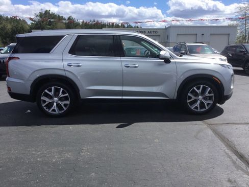 Used 2022 Hyundai Palisade SEL w/ 8P Bench Seat Package AWD/4WD image 3
