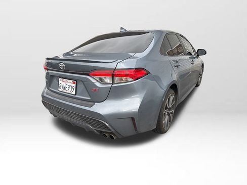 Used 2020 Toyota Corolla SE w/ SE Premium Package image 6