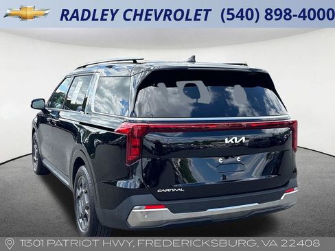 Used 2026 Kia Carnival SX FWD image 17