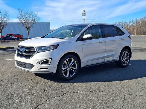 Used 2015 Ford Edge Sport w/ Equipment Group 401A image 6