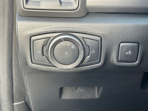 Used 2020 Ford Ranger XL w/ Equipment Group 101A Mid image 31