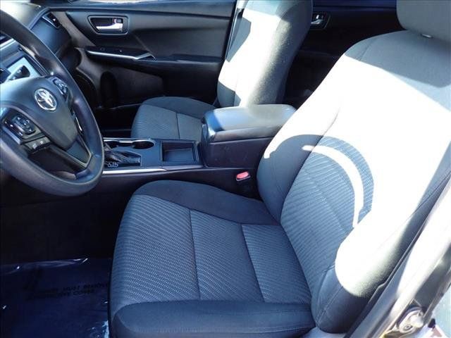 Used 2016 Toyota Camry LE FWD image 8