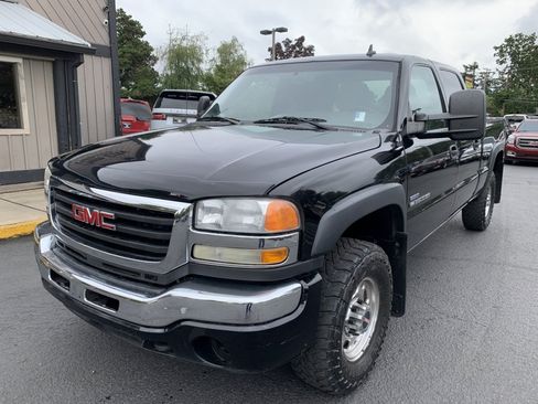 Used 2007 GMC Sierra 2500 SLE AWD/4WD image 2