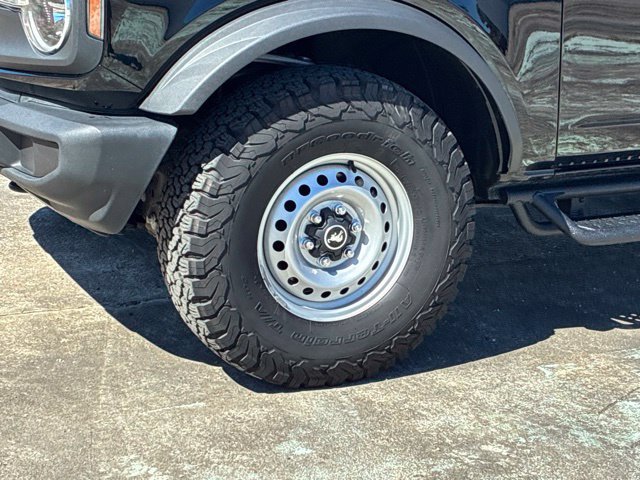 Used 2023 Ford Bronco 2-Door AWD/4WD image 11