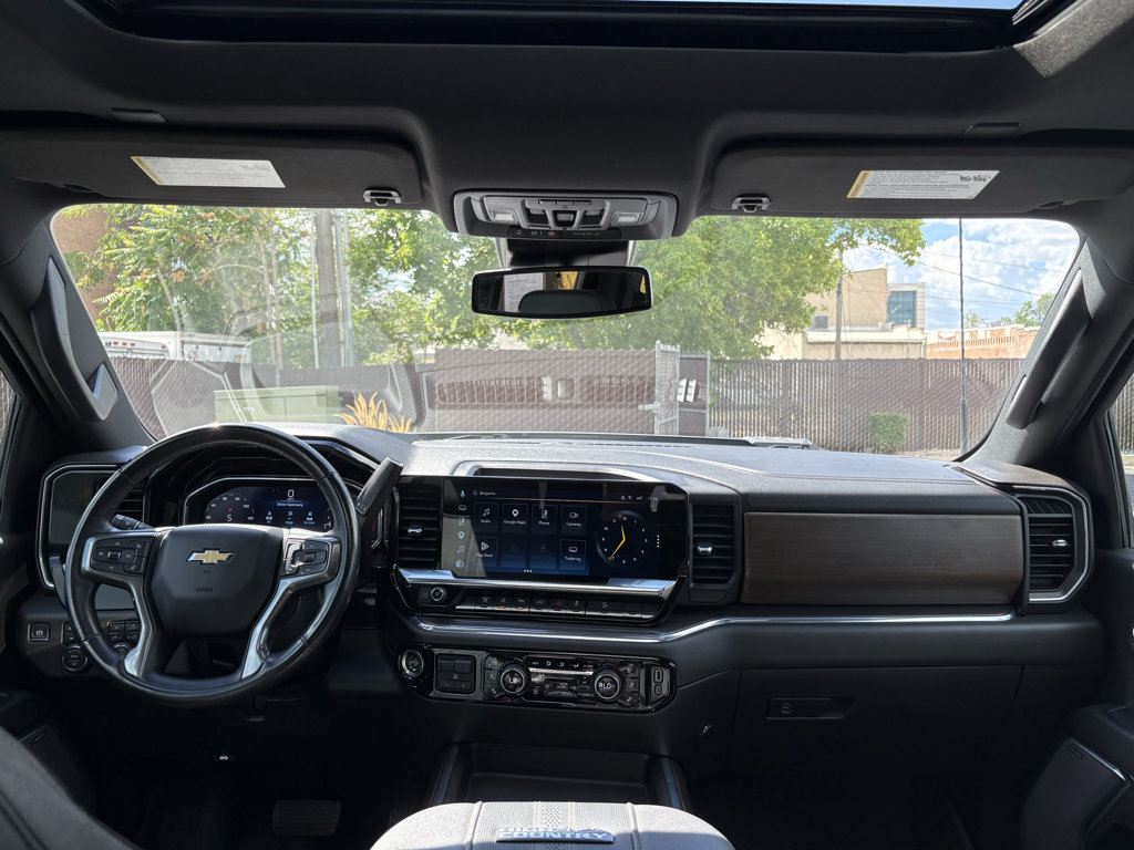 Used 2024 Chevrolet Silverado 3500 High Country AWD/4WD image 33