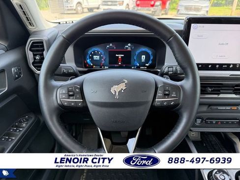 Used 2025 Ford Bronco Sport Badlands AWD/4WD image 16