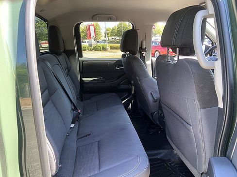 Certified 2024 Nissan Frontier SV w/ SV Convenience Package image 18