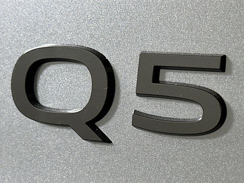 Used 2025 Audi Q5 Premium Plus w/ Premium Plus AWD/4WD image 10