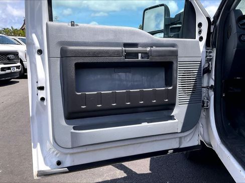 Used 2015 Ford F250 XL w/ Power Equipment Group RWD image 27