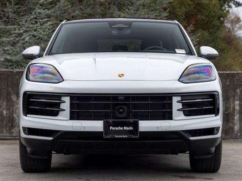 Certified 2026 Porsche Cayenne Coupe AWD/4WD image 8