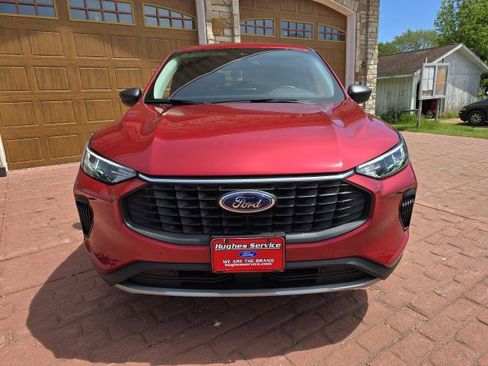 Used 2023 Ford Escape Active AWD/4WD image 8