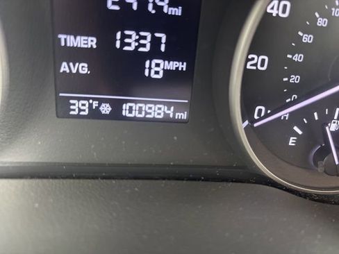 Used 2018 Hyundai Elantra SE image 13