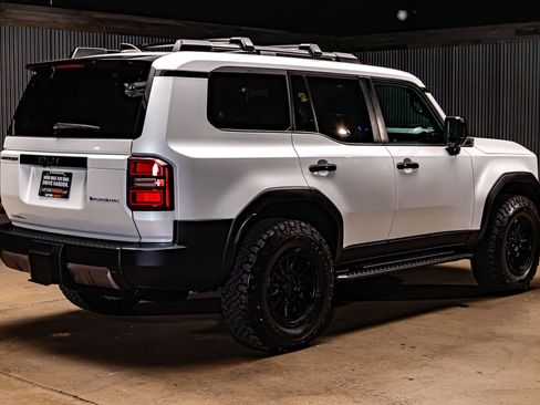 Used 2025 Toyota Land Cruiser w/ Premium Package image 9