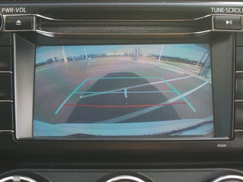 Used 2016 Toyota RAV4 LE image 6