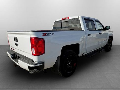 Used 2018 Chevrolet Silverado 1500 LTZ Z71 w/ Redline Edition image 6