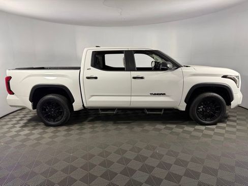 Used 2024 Toyota Tundra SR5 w/ SR5 Convenience Package AWD/4WD image 10