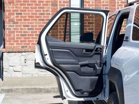 Used 2025 Toyota 4Runner TRD Off-Road Premium image 28