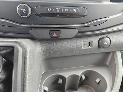 New 2026 Ford Transit 250 148 Medium Roof image 18