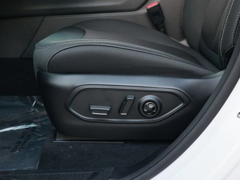 New 2026 Jeep Grand Cherokee Laredo RWD image 16