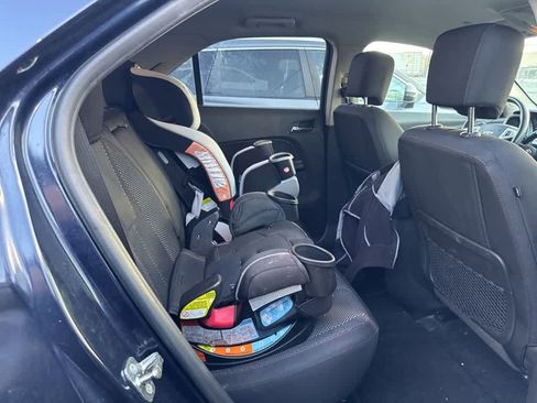 Used 2015 Chevrolet Equinox LT w/ Driver Convenience Package image 19