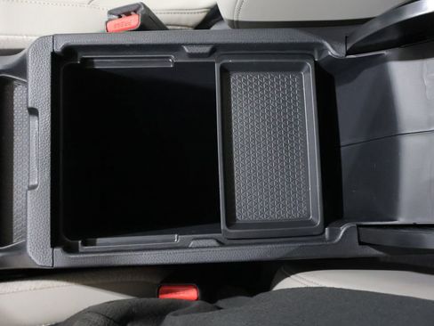Used 2025 Honda CR-V EX-L image 34
