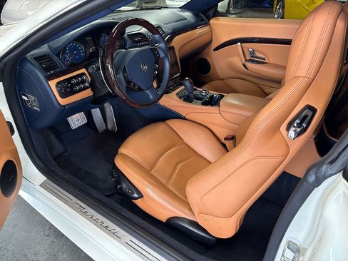 Used 2018 Maserati GranTurismo Sport image 33