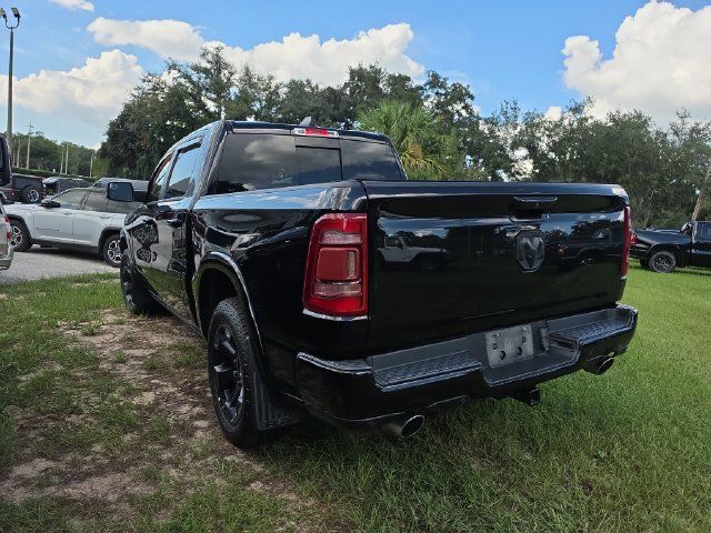 Used 2022 RAM 1500 Laramie w/ Sport Appearance Package AWD/4WD image 5