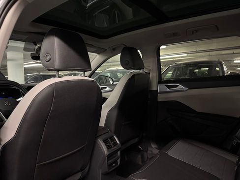 New 2025 Volkswagen Taos SE image 20