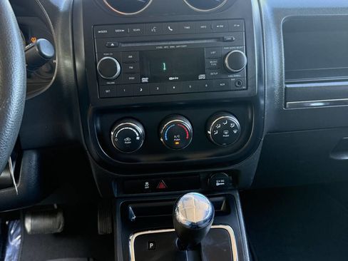 Used 2015 Jeep Patriot Sport image 10