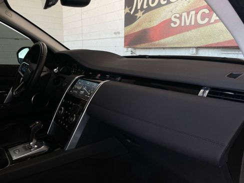 Used 2021 Land Rover Discovery Sport SE image 17