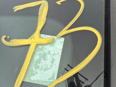 Used 2023 Nissan Kicks S image 30