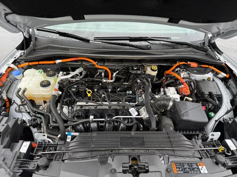 Used 2025 Ford Escape SE image 20