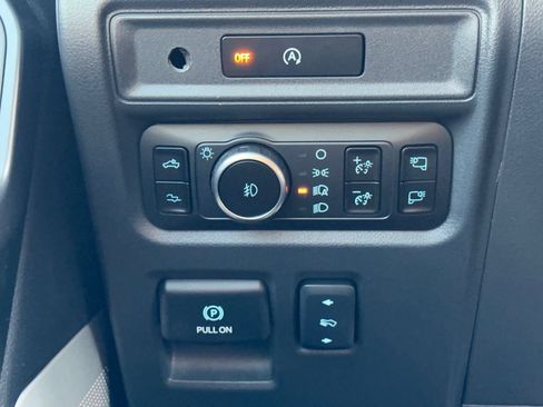 Used 2025 Ford F150 Raptor AWD/4WD image 20