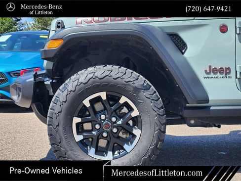 Used 2024 Jeep Wrangler Unlimited Rubicon w/ Safety Group AWD/4WD image 9