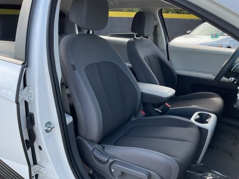 Used 2024 Hyundai Ioniq 5 SEL RWD image 20