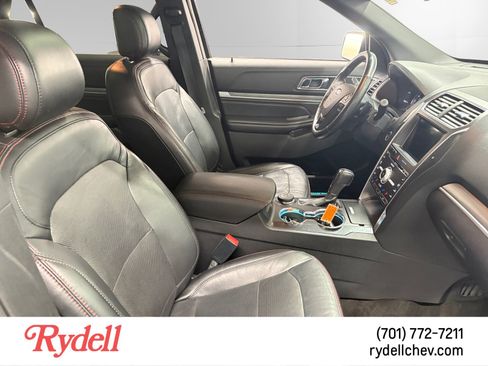 Used 2017 Ford Explorer Sport AWD/4WD image 17