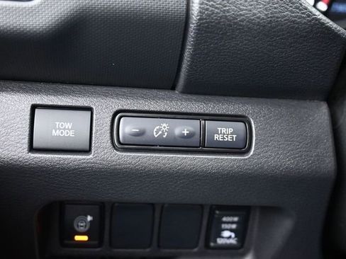 Used 2023 Nissan Frontier PRO-4X w/ Pro Convenience Package image 22