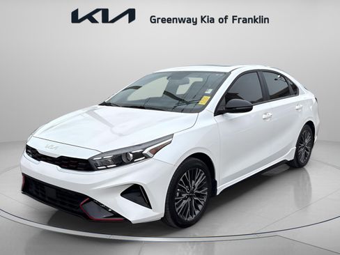 Used 2023 Kia Forte GT-Line w/ GT-Line Premium Package image 3