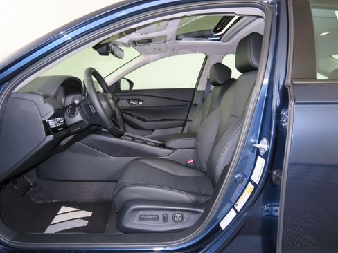 New 2026 Honda Accord EX-L image 4