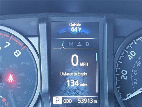 Used 2023 Toyota Tacoma TRD Off-Road image 10