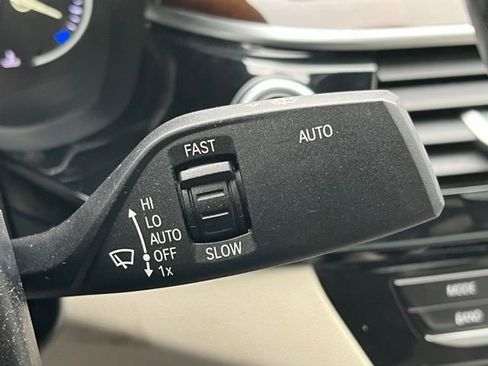 Used 2017 BMW 540i xDrive 540i xDrive image 38